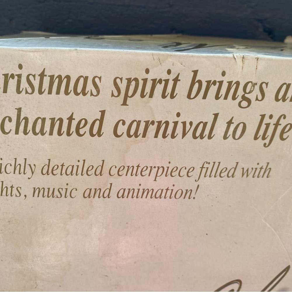 Vintage Christmas Magic Winter Wonderland Display - Picture 2 of 7